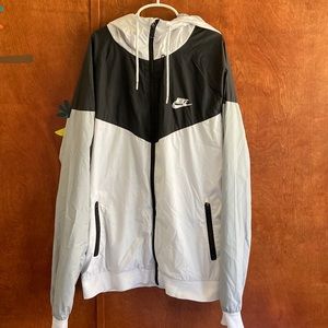 NIKE Windbreaker - Men
